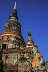 Fototapeta na wymiar Wonderful Pagoda Wat Chaiwattanaram Temple, Ayutthaya, Thailand