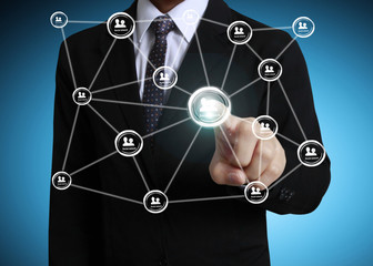  pushing social network structure