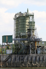 Cement factory machinery