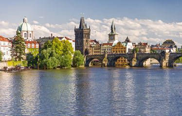 Moldau und Karlsbrücke