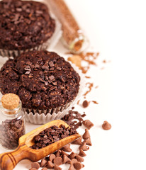Vegan chocolate muffins and chocolate pieces