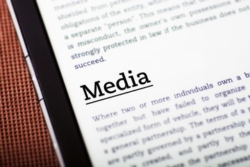 Obraz premium Media on tablet screen, ebook concept