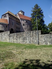 Fototapeta na wymiar Burganlage Schönfels