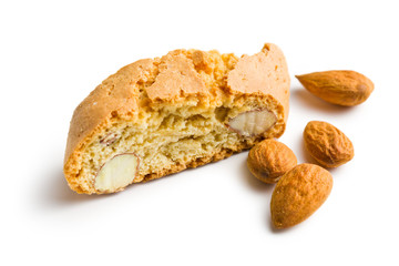 cantuccini cookies and almonds