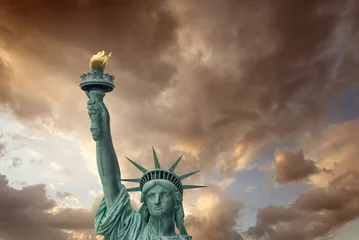 Keuken spatwand met foto The Statue of Liberty - New York City. Front view with beautiful © jovannig