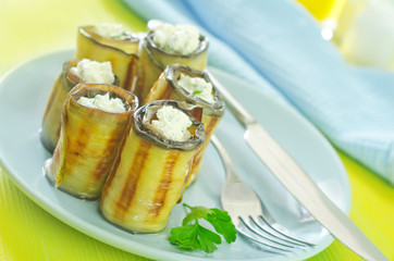 eggplant rolls with cheese