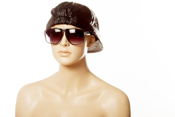 Mannequin wearing fashion sunglasses