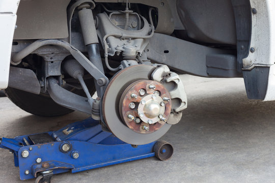 brake disk and detail of the wheel hub