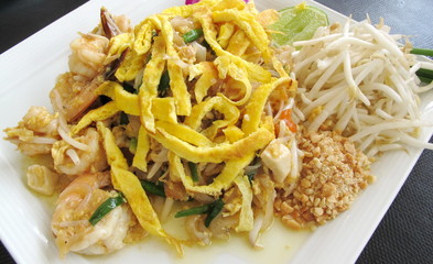 Pad Thai & Shrimp, Thai food