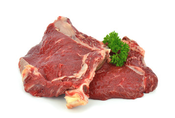 Mięso wołowe na białym tle - obrazy, fototapety, plakaty