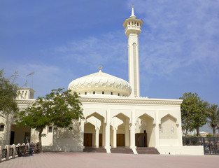 Fototapeta na wymiar Mosque in Dubai