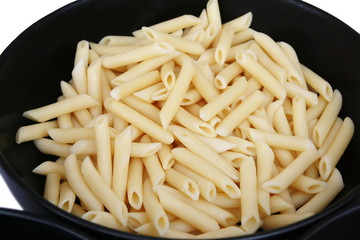 uncooked macaroni