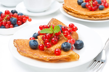breakfast with crepes and fresh berries
