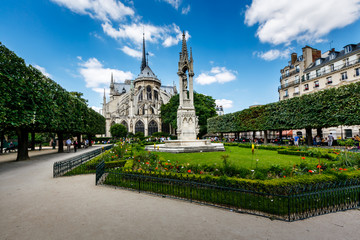 Fototapeta premium Notre Dame de Paris Garden on Cite Island, Paris, France