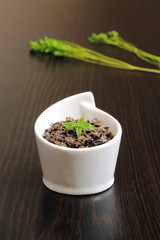 Tapenade d'olives noires, câpres et anchois