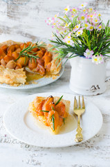 Tart with apricot and brie