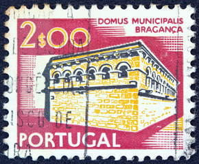 Domus Municipalis, Braganca (Portugal 1974)
