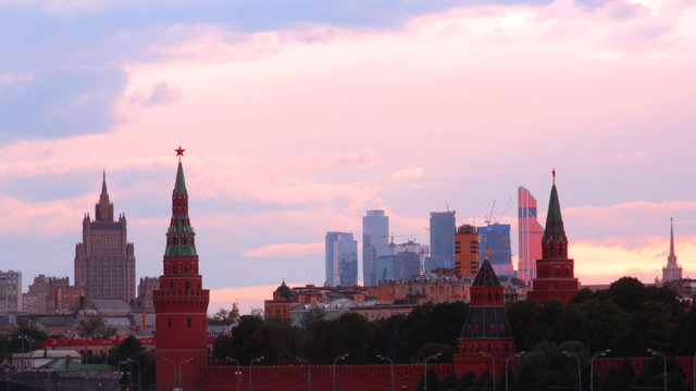 cloudy Moscow kremlin time lapse