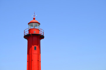 Faro de Cacilhas. Lisboa. Portugal © Trazos sobre Papel