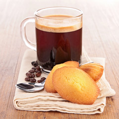 coffee and madeleine