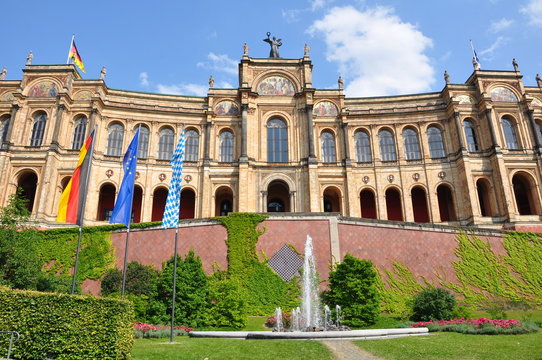 Maximilianeum in München - Bayerischer Landtag