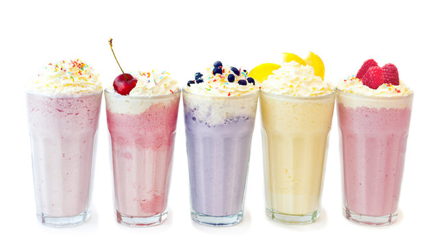 smoothie malina jagoda deser śmietana brzoskwinia wiśnie