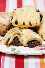 Shortbread cookies filled with jam
