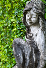 Statue of a little girl