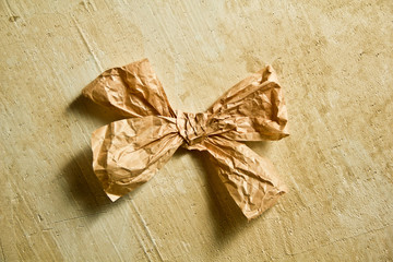 a simple bow tie