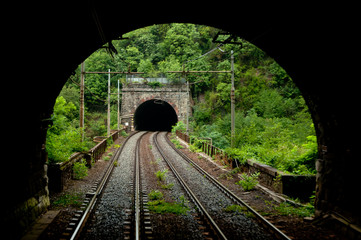 Naklejka premium tunel kolejowy