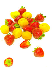 Fototapeta na wymiar plums, strawberries