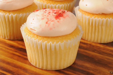 Strawberries and cream cupcakes