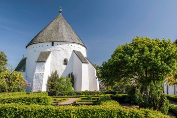 Die Kirche Osterlars Kirke auf Bornholm