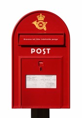 Roter dänischer Briefkasten