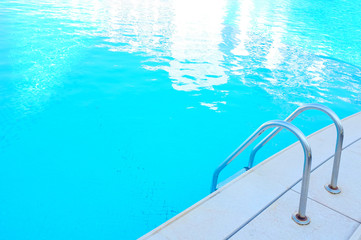 Fototapeta na wymiar Hotel swimming pool