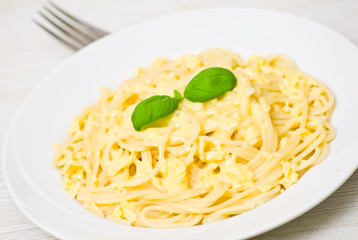 spaghetti with cheese