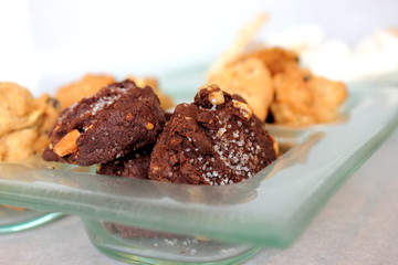 Cookies on plate glass
