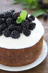 Cake with blackberries.