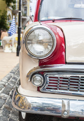 Obraz na płótnie Canvas retro car headlight