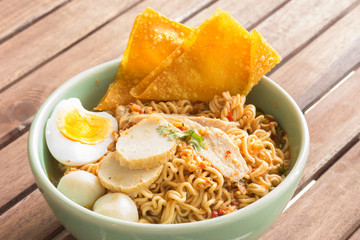 instant noodles with fish balls and egg