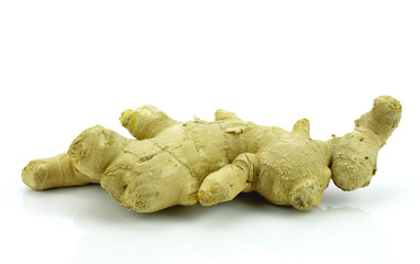 Imbir na białym tle