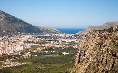 Fototapeta na wymiar Palermo - perspektywy na północnej części miasta