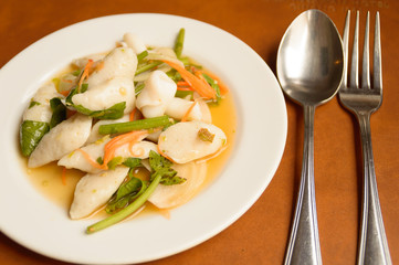 spicy fish balls salad