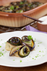 Baked eggplant and yucchini with hemp seed