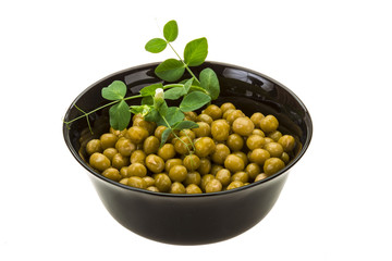 Marinated green peas