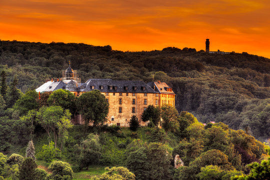 Schloss Blankenburg im Sonnenuntergang