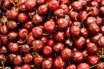 rote Kirschen