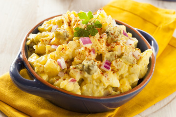 Homemade Yellow Potato Salad