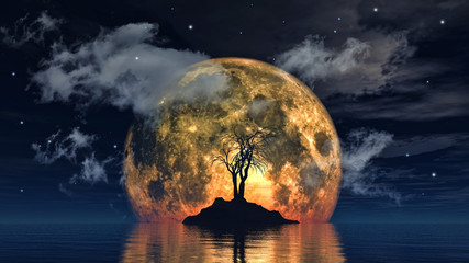 Mond und gruseliger Baum