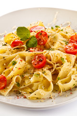 Pasta with cheese and vegetables